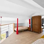 Loft Piscine Chauffee Et Couverte Nyaraló Sauvignac