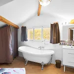 Loft Piscine Chauffee Et Couverte Nyaraló Sauvignac