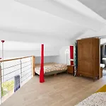 Loft Piscine Chauffee Et Couverte Nyaraló Sauvignac