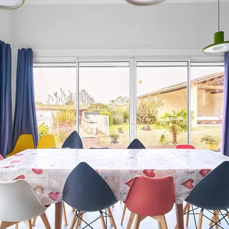 Loft Piscine Chauffee Et Couverte Holiday home *