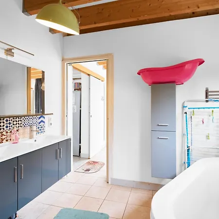 Loft Piscine Chauffee Et Couverte Sauvignac