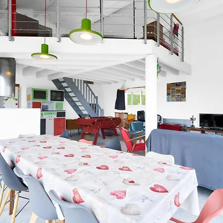 Loft Piscine Chauffee Et Couverte Casa de Férias *
