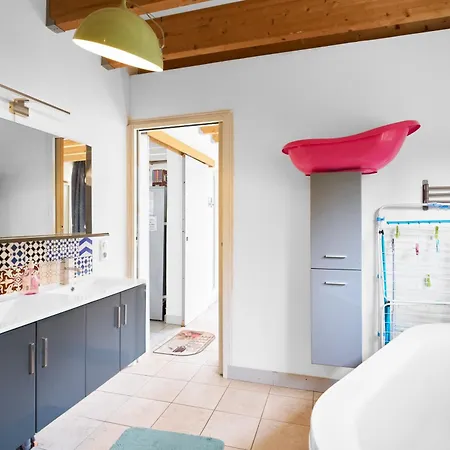 Loft Piscine Chauffee Et Couverte *