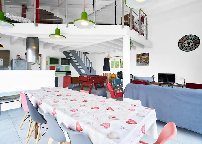 Loft Piscine Chauffée Et Couverte Сasa de vacaciones *